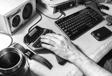 法师在1.76复古传奇私服战斗中巧妙的避开战士的烈火那是谈何容易