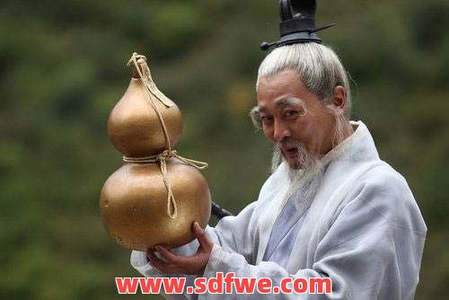 厉害的道士离不开召唤兽